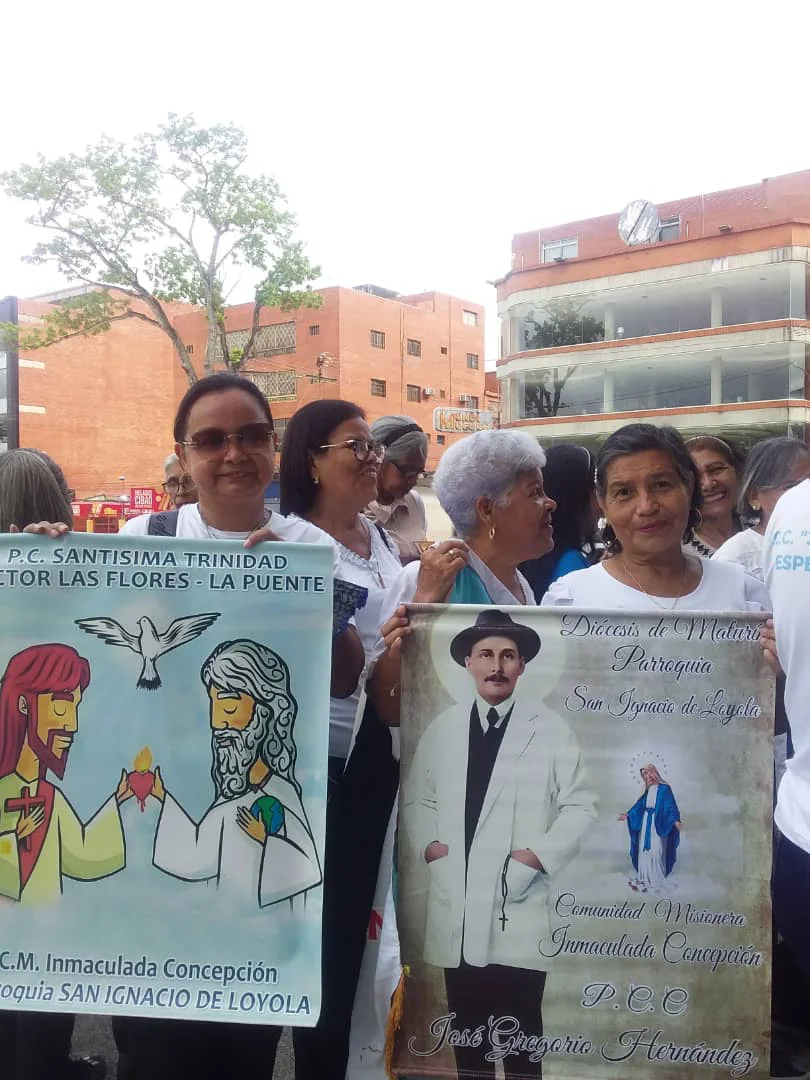 Las Pequeñas Comunidades Cristianas tienen su centro en la Palabra de Dios