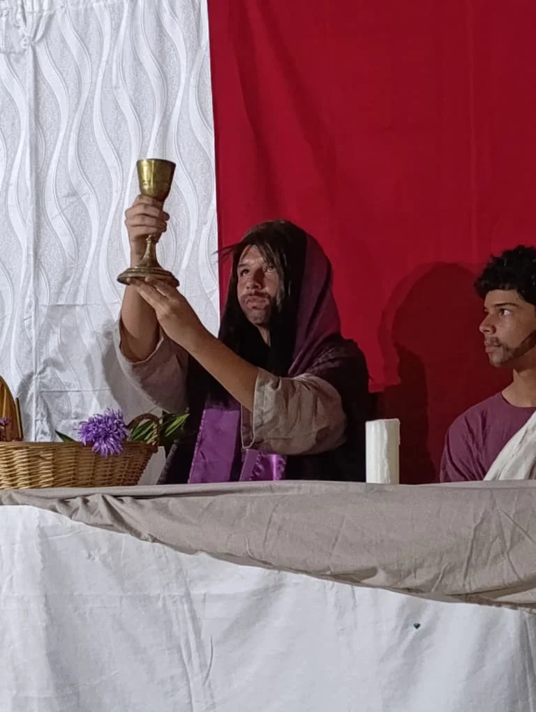 Jesús ofreciendo al Padre la copa que será bebida de salvación